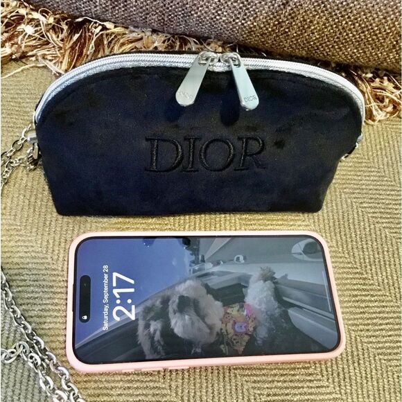 DIOR CROSSBODY BAG WITH SILVER HARDWARE - Picture 2 of 12